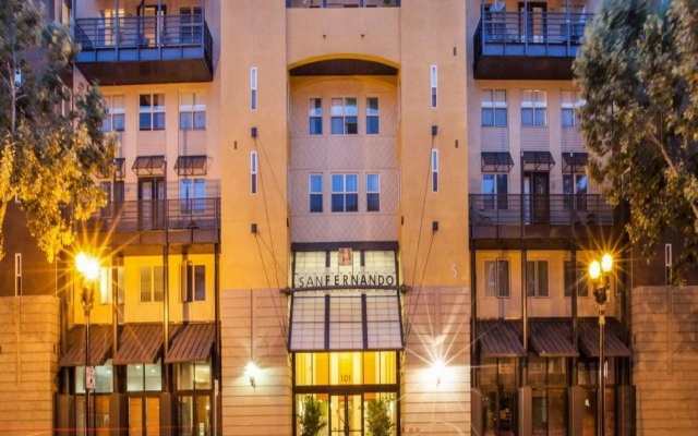 Global Luxury Suites at San Fernando