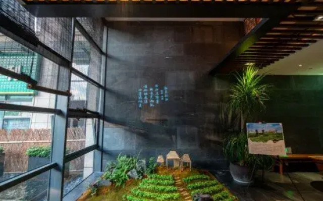 Hermitown Time Hotel