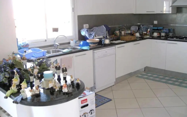 Apartment With 2 Bedrooms in Hammamet, With Wonderful sea View, Pool A