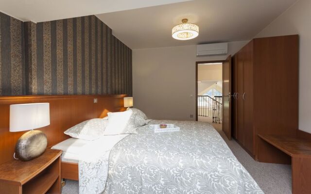 Duplex Penthouse Aparthotel Rosa