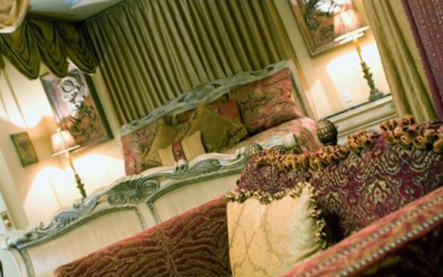 Two Hearts Inn