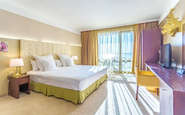 Barceló Royal Beach – All Inclusive