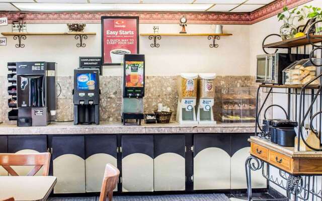 Econo Lodge Scranton near Montage Mountain