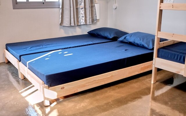 Pepo Hostel Tel Aviv