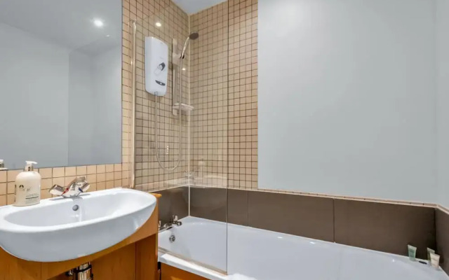 One bedroom apartment City Road