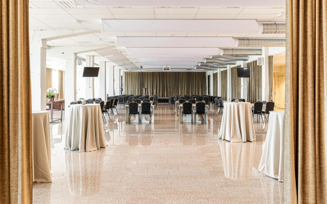 Sunlight Hotel Conference and Spa
