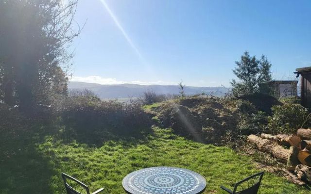 Mountainside Lodge in Aberdovey - Near Beach