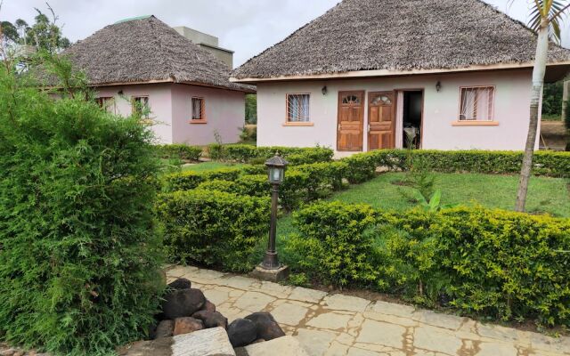 Analamazaotra Hotel