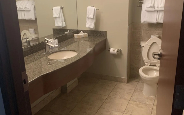 Canad Inns Destination Centre Garden City