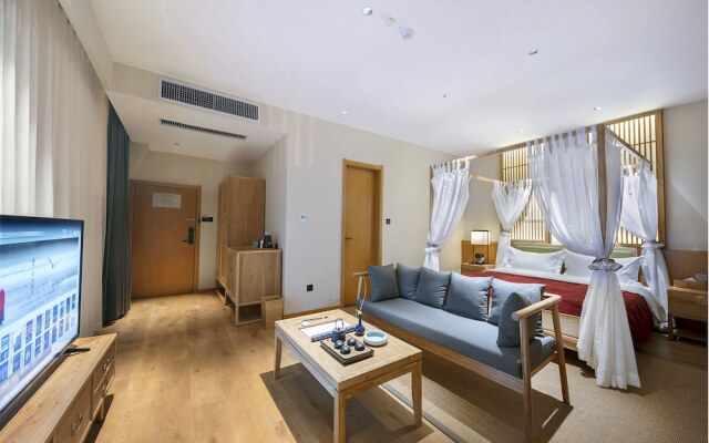 Qianna Yingtang Hotel