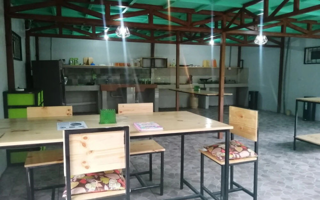 Arenal Sloth Hostel