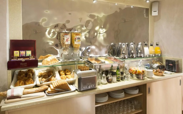 Europe Hotel Paris Eiffel