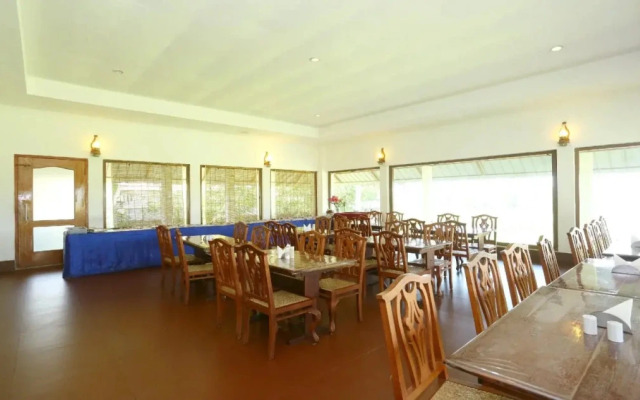 Manor Backwater Resort
