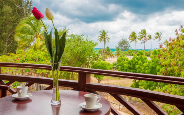 Sunrise Beach Resort