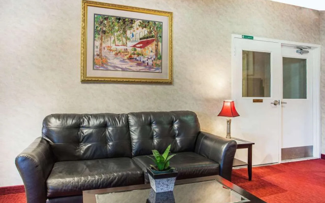 Ramada Limited 100 Mile House