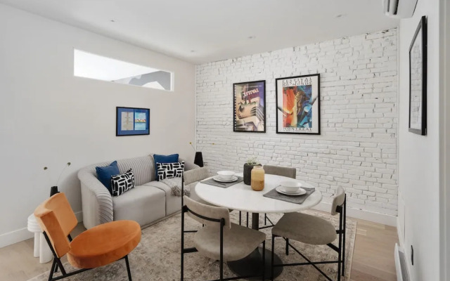François-Denis Apartments