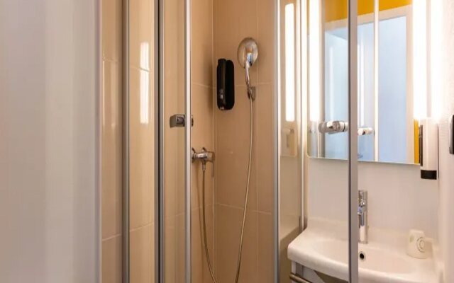 B&B Hotel Grenoble Centre Verlaine