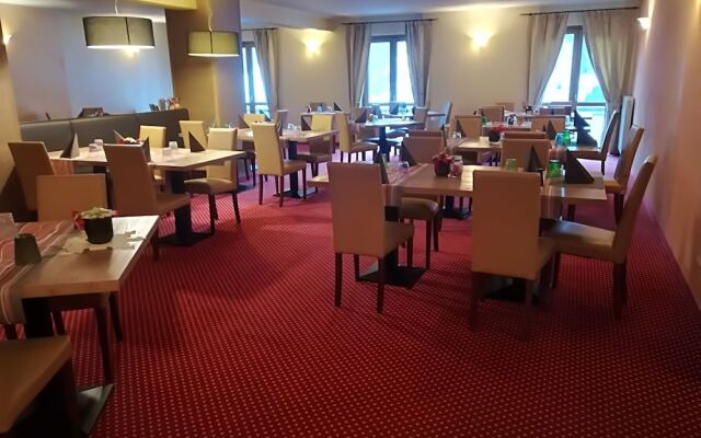 Hotel Adler