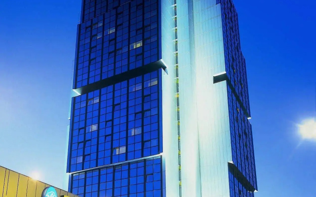 Radisson Blu  Olumpia