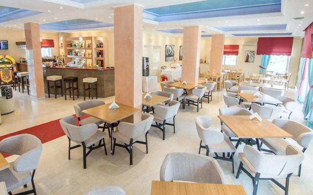 Primavera Hotel
