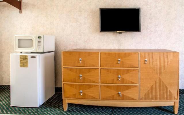 Economy Motel