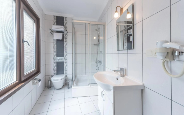 Taya Hatun Hotel