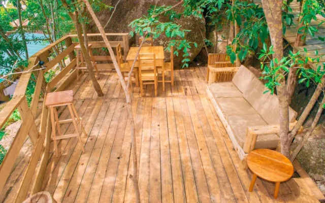 Aika Sunrise Treetops Home