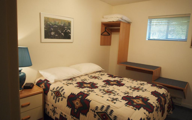 Whale's Tail Guest Suites