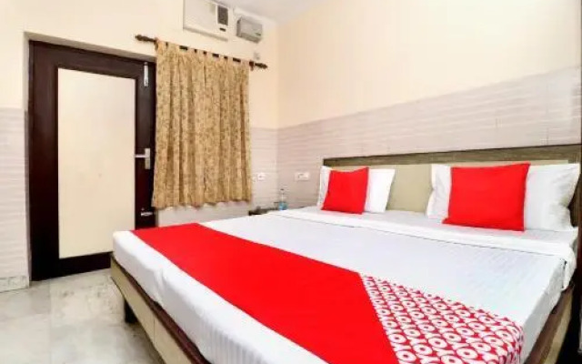 OYO 23084 Chhabra Guest House