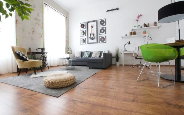 Standard Apartment by Hi5 -Akácfa 62