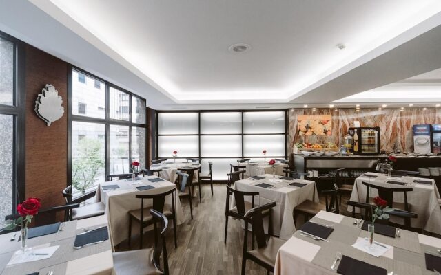 Hotel Abando