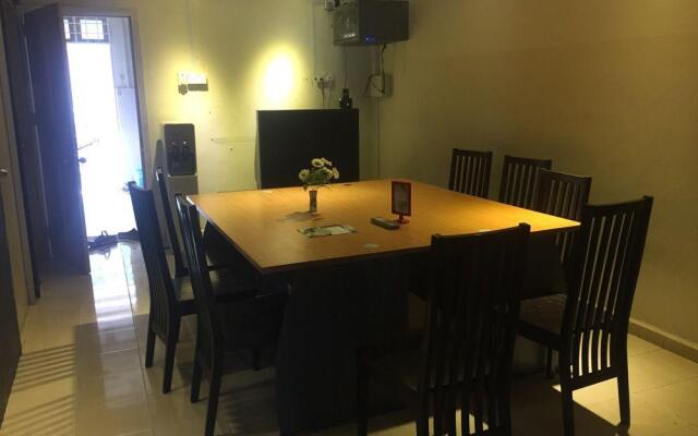 LE LODGE MANSION by Le Lodge