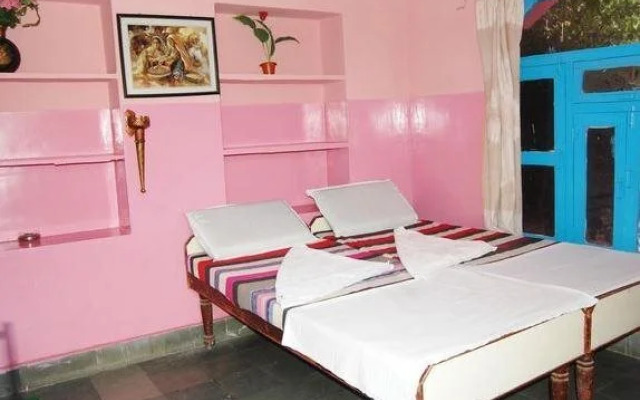 Shree Palace
