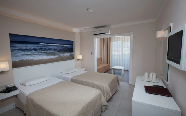 Batihan Beach Resort & Spa Ultra All Inclusive