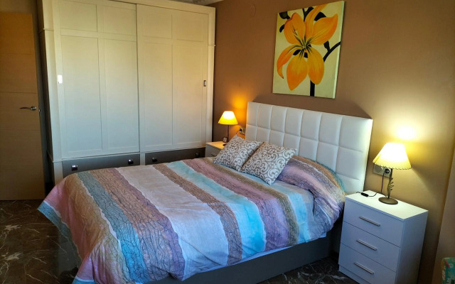 Piso turístico en Granada. Zona Palacio Deportes