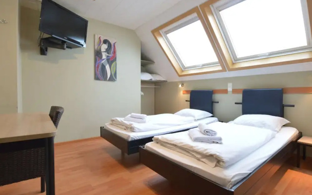 Comfortable Holiday Home With Pool, Sauna