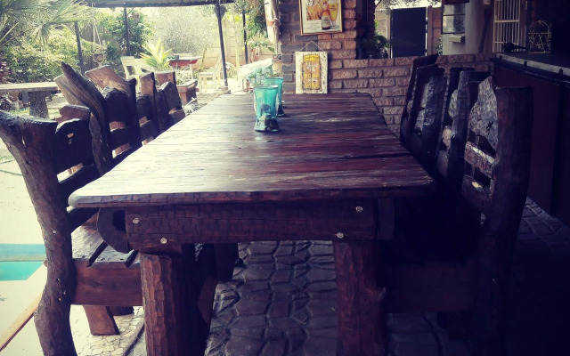 Tsumeb Backpackers & Safari