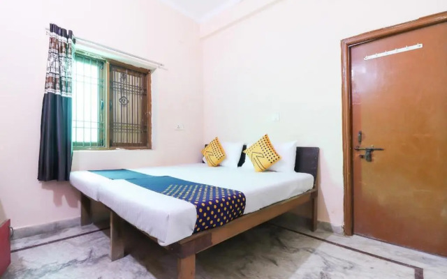 Om Sai Nath Lodge by OYO Rooms