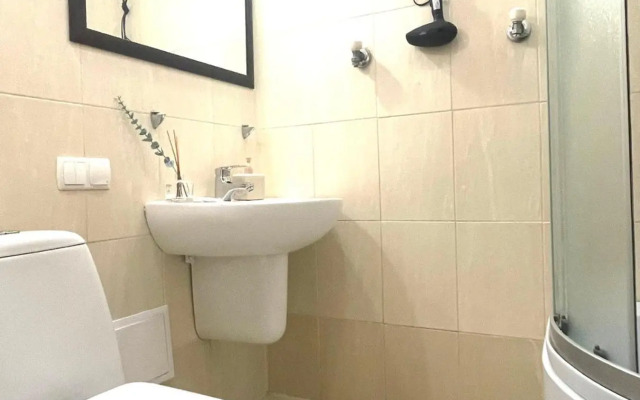 Куліша 41 Апартаменти в центрі біля ТЦ Форум