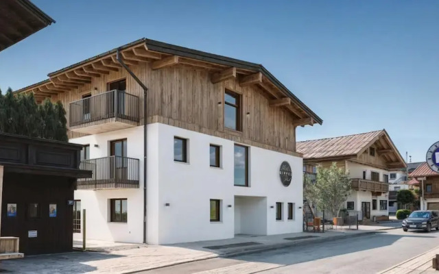Apartment in Tyrol With Balcony