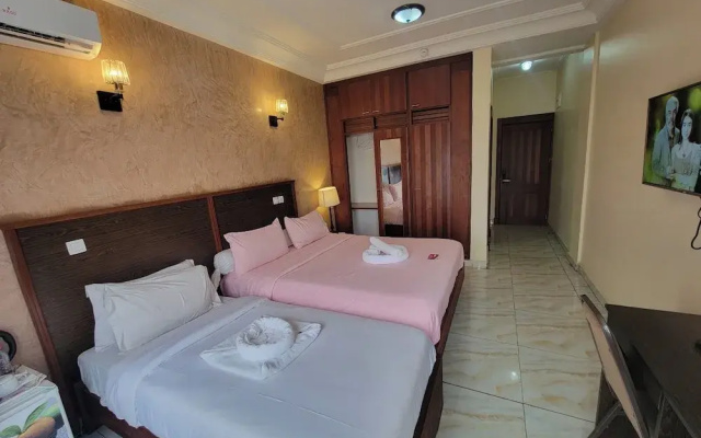 Safyad Hotel