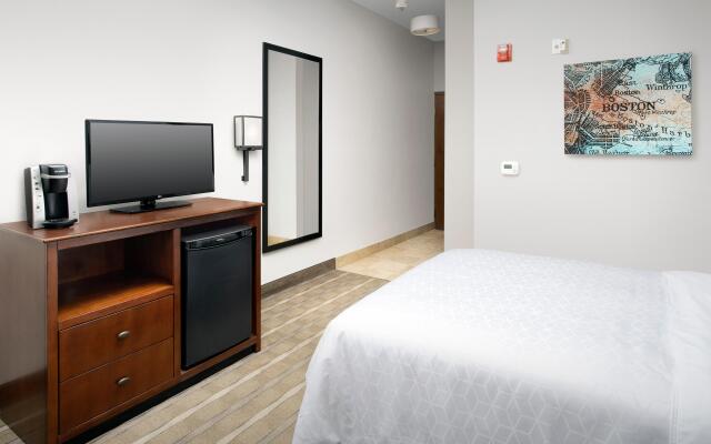 Holiday Inn Express Boston North-Woburn by IHG