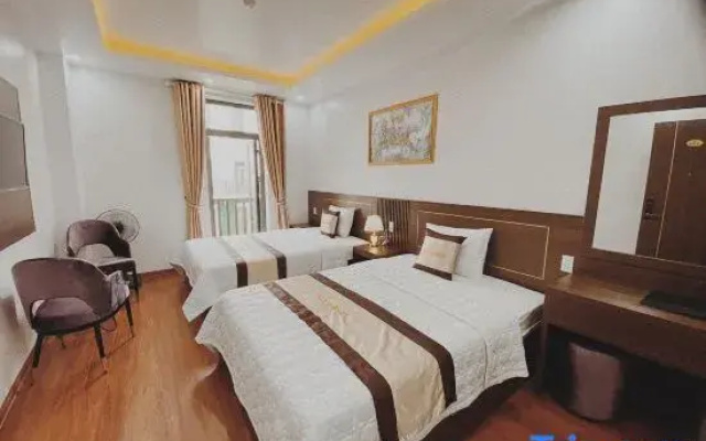 Ha Long Beach Hotel