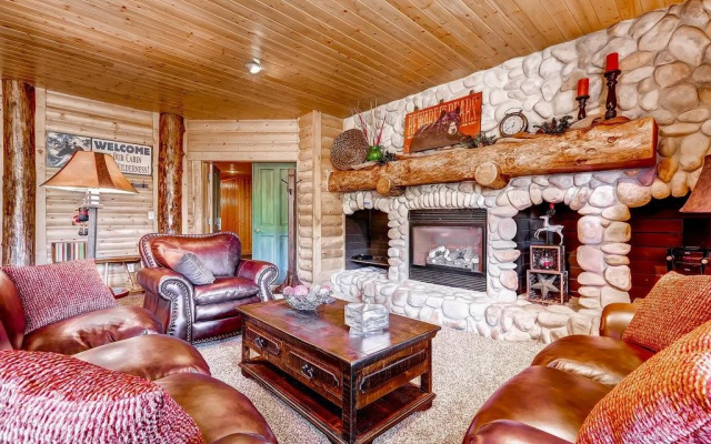 Black Bear Lodge