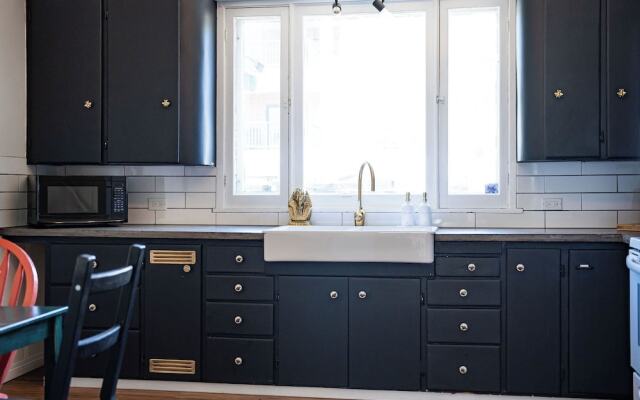 The Downtown Hive by Revelstoke Vacations