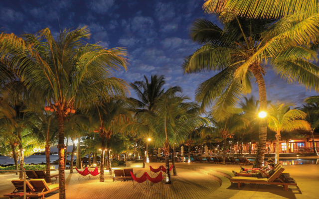 Mauricia Beachcomber Resort & Spa