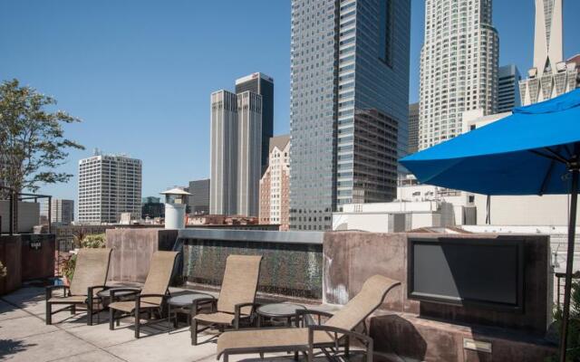 Sunshine Suites At 417