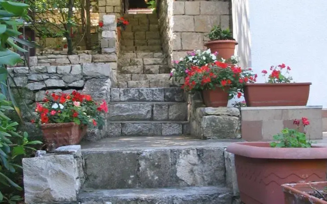 Holiday Home Tomić Private Beach