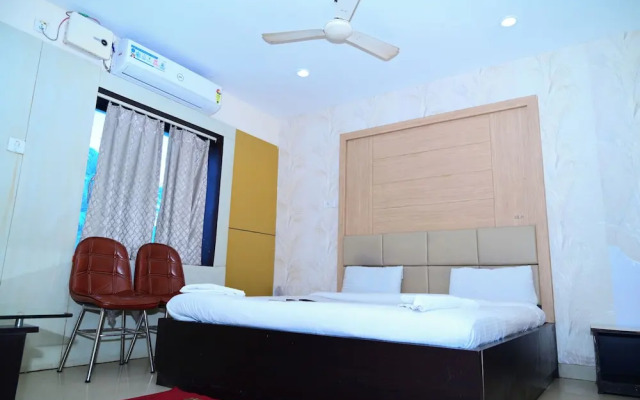 DhamStay Hotel Sai Sandpiper Near Beach