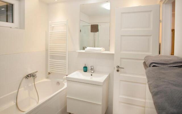 Ilona 2 Bedrooms Apartment In The Center